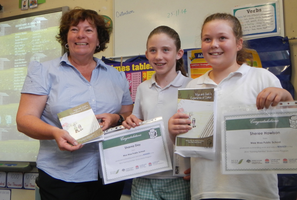 Trudy Staines (CRDC) with Sharna Day and Sheree Howison from Wee Waa Public School